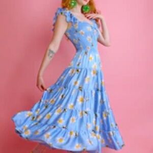 ✨SUPER RARE ✨Poppy Angeloff - The Bee’s 🐝Knees Bluebell Maxi Dress - 2x